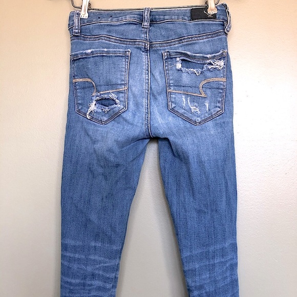 American Eagle Outfitters distressed high rise - Picture 3 of 5